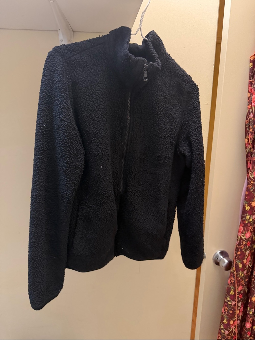 Uniqlo Black Sherpa Zip Jacket